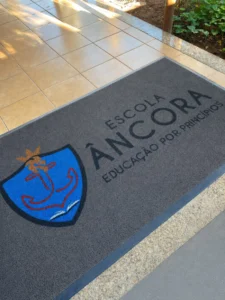 Tapete para escolas personalizado para entrada escolar